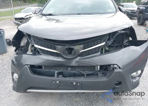 2015 Toyota Rav4 Xle z USA, uszkodzony, nr VIN 2T3RFREV1FW302996